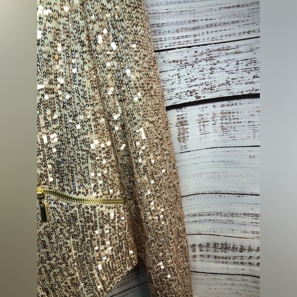 Sequin All Over Pink Crop Blazer - Picture 7 of 16